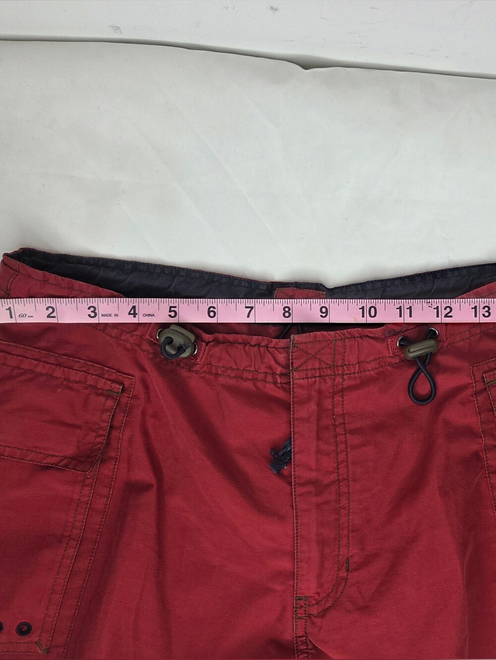 Abercrombie&Fitch Size 6 Red Shorts with Zipper & Waist Tab And Side Pockets - Picture 6 of 11